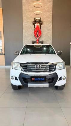 TOYOTA HILUX 2.7 SR 4X2 CD 16V FLEX 4P AUTOMÁTICO